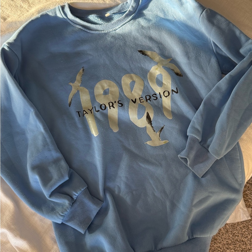 Blue 1989 Taylor's Version Sweatshirt